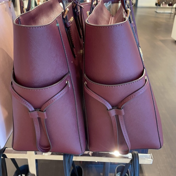 Michael Kors Gilly Travel Large Drawstring Tote Oxblood NWT - Picture 6 of 16